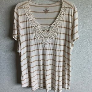 Women’s 2x Sonoma top with Lace neckline